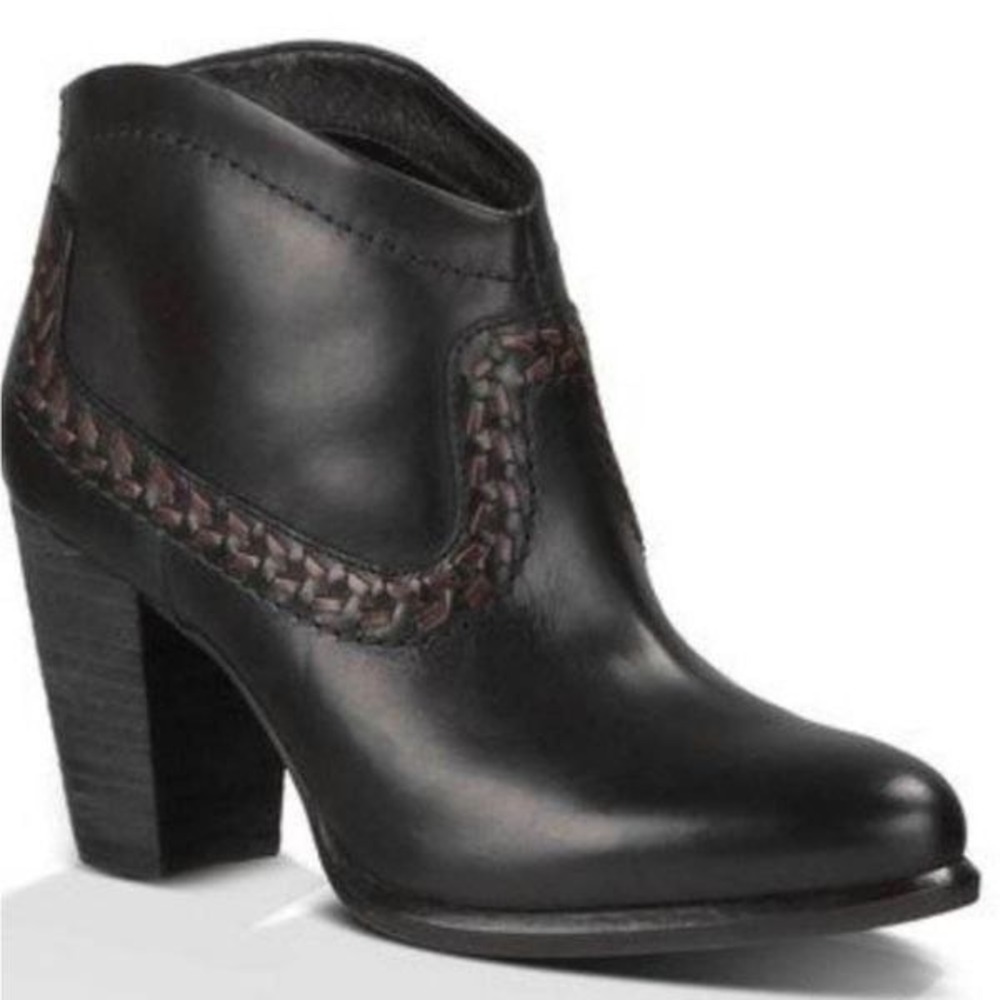 UGG Australia‎ Charlotte Black Leather Ankle Boots Block Heel Braided Size 9.5